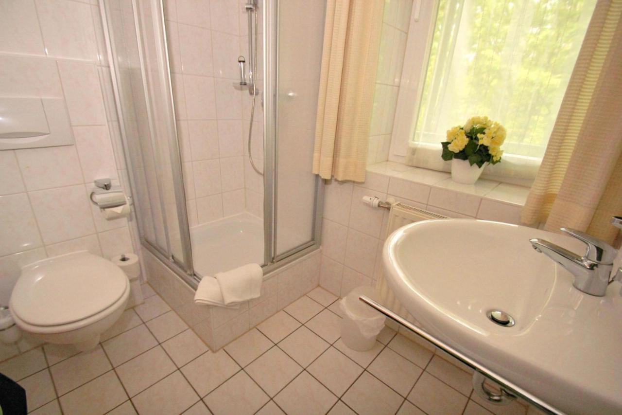Strandnah, Balkon, Ahoi Erlebnisbad In Sellin Gratis - Strandresidenz Brandenburg Fewo 08 Goehren  Zewnętrze zdjęcie
